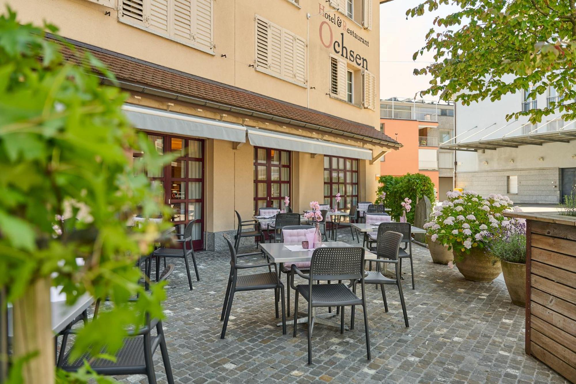 Hotel Ochsen Menzingen Exterior photo